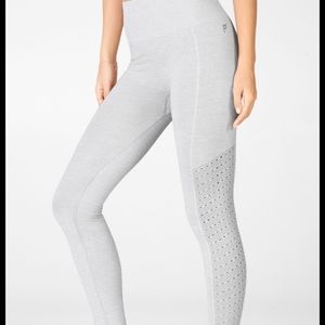 Fabletics Sync High Waisted Perforated 7/8 Legging